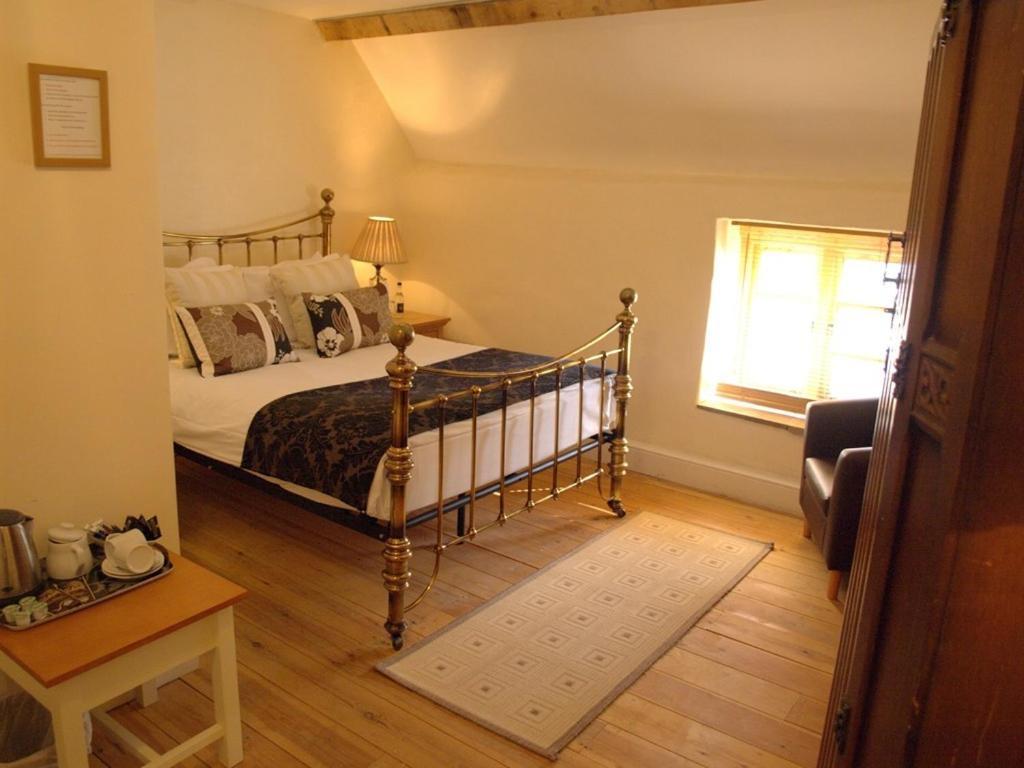 Kings Arms Hotel Abergavenny Cameră foto