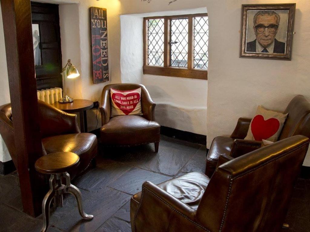 Kings Arms Hotel Abergavenny Exterior foto