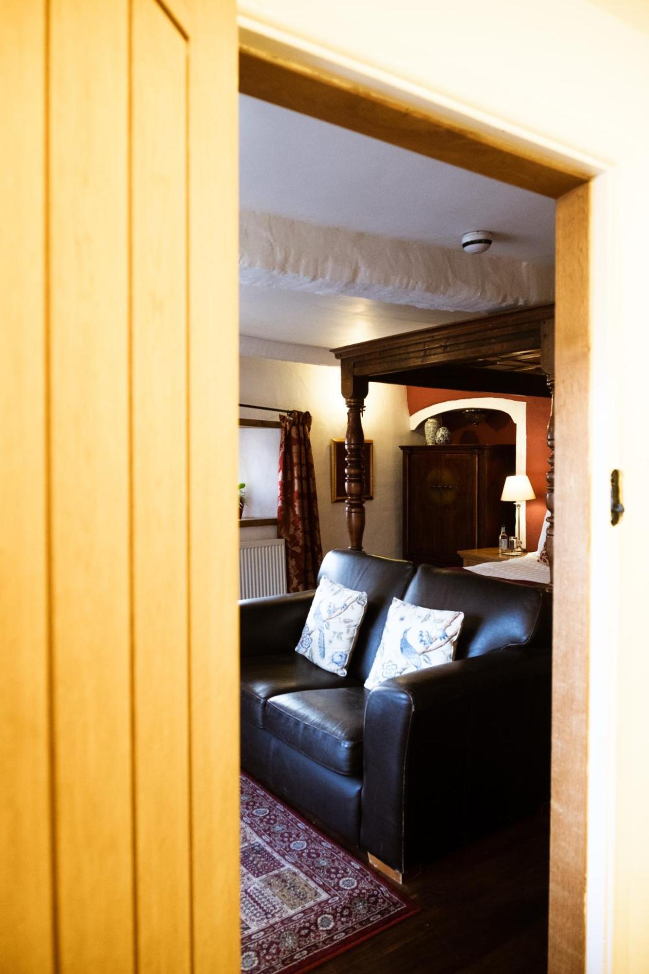 Kings Arms Hotel Abergavenny Cameră foto